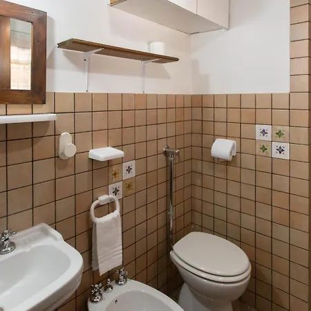 Il Giardino Dei Limoni 8, Emma Villa *