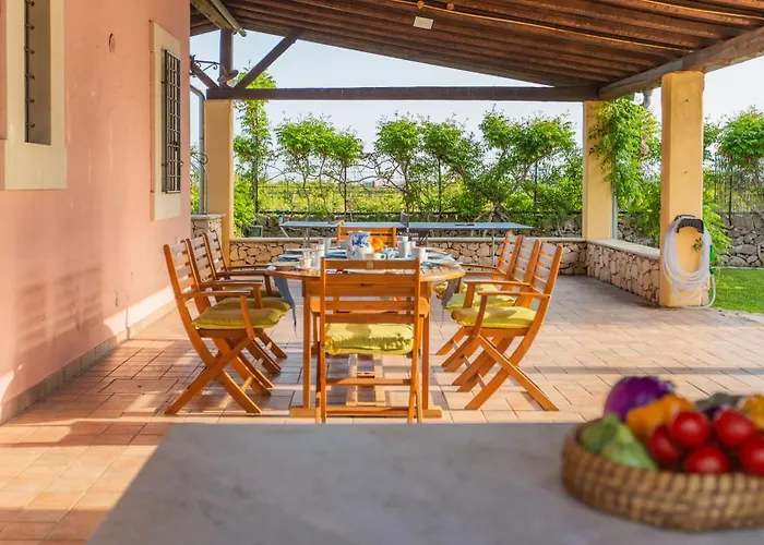 Il Giardino Dei Limoni 8, Emma Ispica