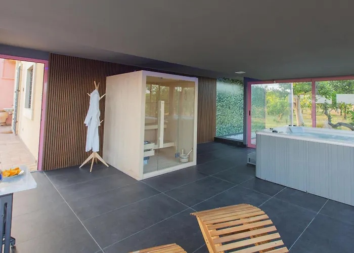 Il Giardino Dei Limoni 8, Emma Villa