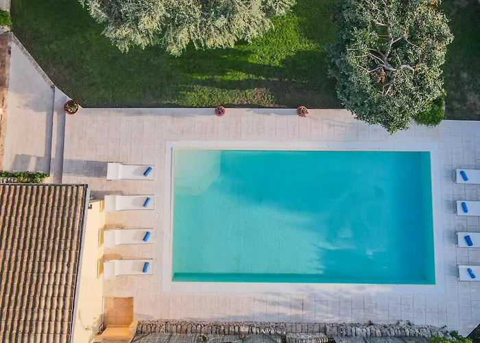 Il Giardino Dei Limoni 8, Emma Villa